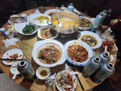 -小于烧烤海鲜·皖南明档土菜(丰庄店)