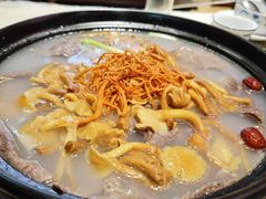 -九寨沟特色牦牛肉汤锅