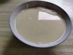 豆浆-嵊州小吃(萧山街店)