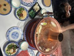 -一只羊·铜锅涮羊肉烧烤
