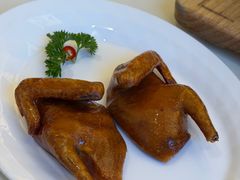 玻璃脆皮乳鸽-利苑酒家(金宝店)