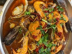 -老东镇啤酒屋海鲜加工·蒸汽海鲜·海鲜烧烤(台东店)