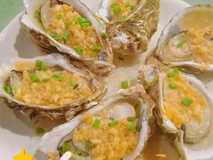 -四川小胡子海鲜(丁村万人海鲜广场店)