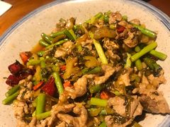 -觅山云南菜(泊富ICITY店)