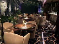 -OZONE 顶楼酒吧(香港丽思卡尔顿酒店)