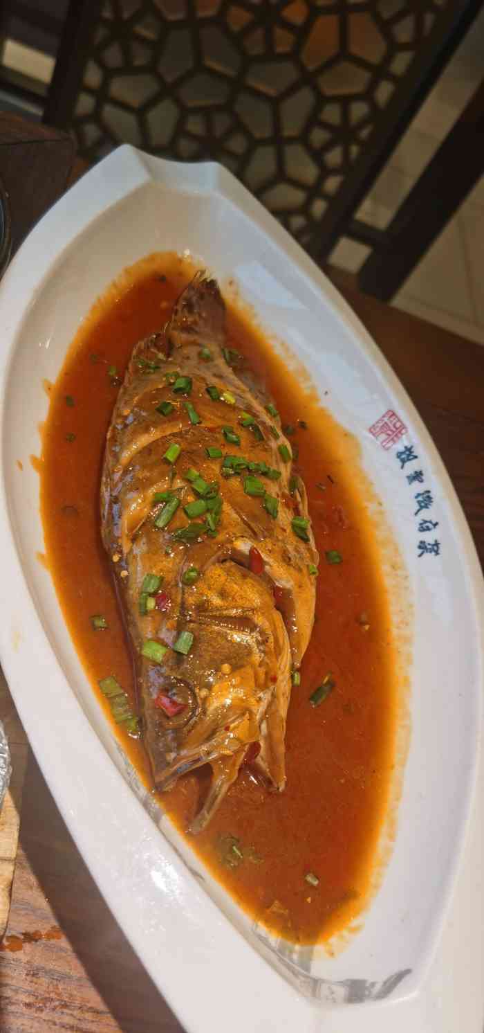 华山徽宴披云徽府菜-"年假安徽旅行入住的这家酒店,进门看到很多.