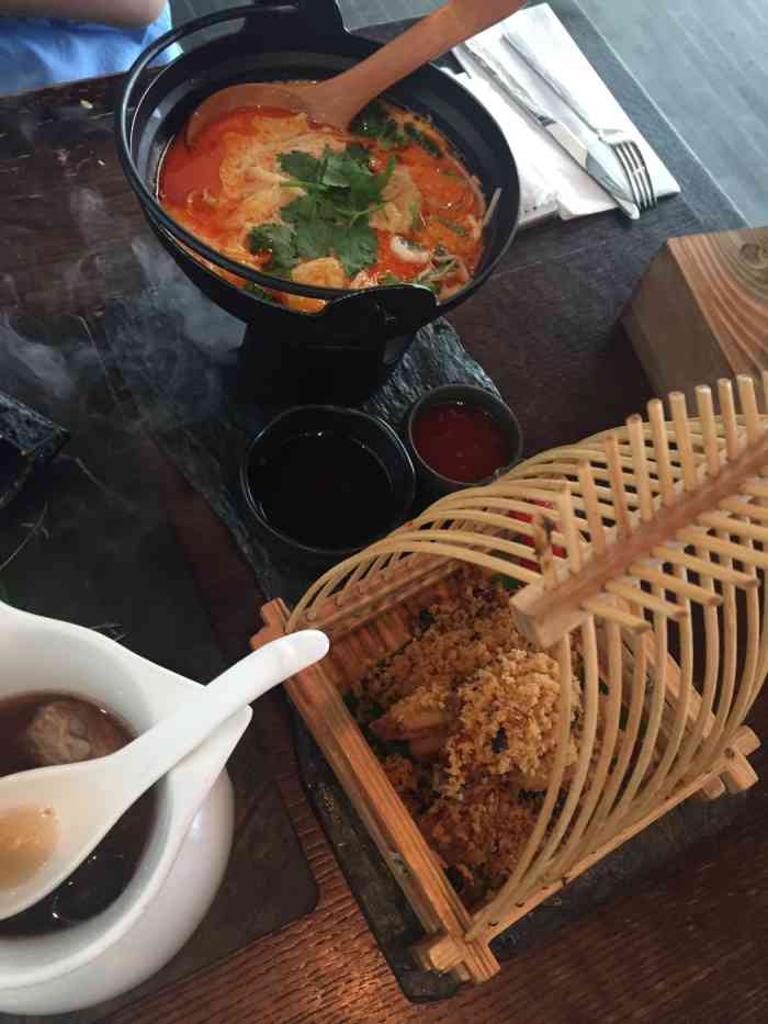 雕爷牛腩(颐堤港店)-"已经来过多次了,依然很喜欢吃,咖喱牛肉特.