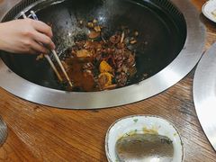 -万里闯关东铁锅炖菜馆(高新旗舰店)