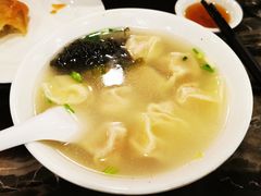 虾肉小馄饨-王家沙点心店(南京西路总店)
