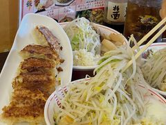 煎饺子-拉面莊夢語＆中华料理八椿