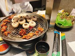 -草家酱蟹炭火烤肉店(珲春南路一店)