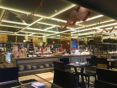 大堂-大中华希尔顿酒店-念自助餐·嗨啤·小龙虾