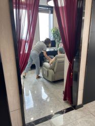 -TOP HAIR SALON