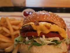 -The Habit Burger Grill 哈比特汉堡(爱琴海店)
