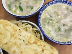 -铁谢李松祖传羊肉汤馆