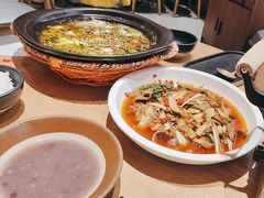 -川堂风·跷脚牛肉·乐山爆炒(宝山日月光店)