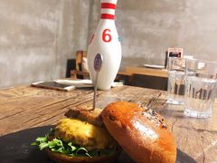 -HIGH FIVE哈福手工汉堡(桂林路店)