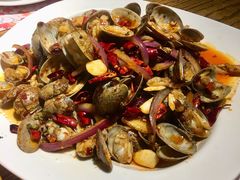 香辣花甲-别院里音乐餐酒吧(双流航空港店)