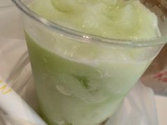 油柑雪冰-麦当劳(东门店)