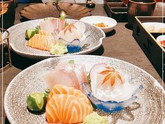 -铭牛烧肉·和牛海鲜自助(高新月牙湖店)