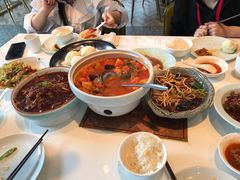 -红樱桃·欢乐餐厅(太原里店)
