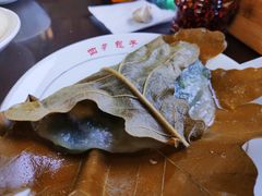 桲椤叶饼-四条包子(古城街店)