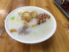 -银记肠粉店(新港西路店)