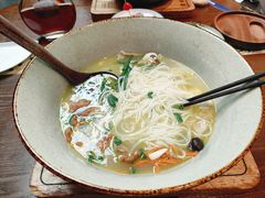-芸南道·过桥米线(昆明老街旗舰店)