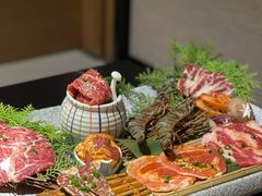 -山川小町·极番烧肉(新地假日广场店)