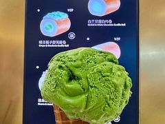 -白蘭BLANK(杭州湖滨银泰in77C区店)