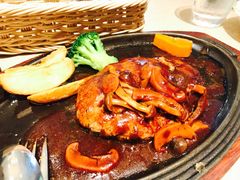 铁板Burger-松本楼