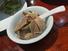 -茸梅路右拐龙虾-农家菜(松江店)