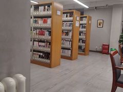 -朝阳区图书馆(小庄店)