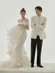 -至臻微拉婚纱摄影