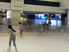 -正佳冰河湾真冰滑冰场