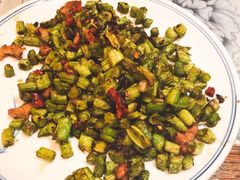 榄菜肉碎四季豆-以前的小酒馆(中山广场店)