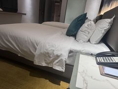 -华海酒店(茂名高铁站店)