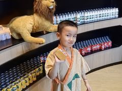 -涨巢·潮玩水疗局