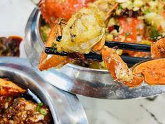 -凤凰路何眼镜香辣蟹(花果园店)