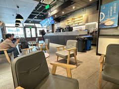 -瑞幸咖啡(1+1大厦店)