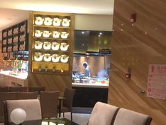 -元素自助餐厅·生蚝·海鲜·刺身(萝岗汇华希尔顿逸林酒店)