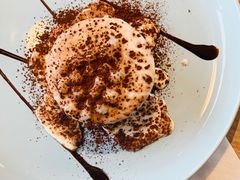 冲绳黑糖爆浆蛋糕-必胜客(花舞大唐博物馆店)