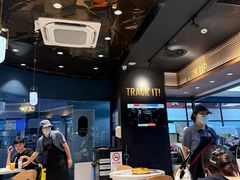 -达美乐比萨(南京西路店)