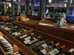 -MONICH牛排融合餐厅(和义大道购物中心店)