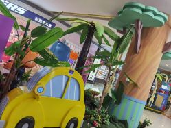 -纽西卡汽车小镇(大悦城店)