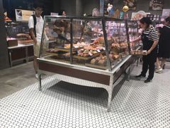 面包甜点陈列柜-巴黎贝甜(印象城店)