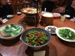 -老滇山寨•云南特色菜•地方菜•民族风情歌舞表演(金碧店)