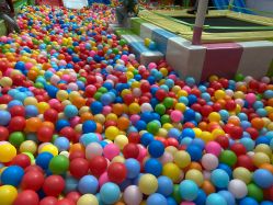 -小玩家儿童主题乐园(世茂广场店)