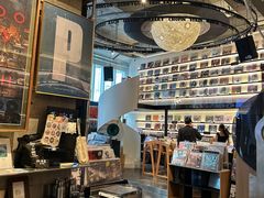 -黑胶星球(华发中城商都店)