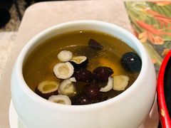 椰子皇炖鸡-大树餐厅(红旗街万达店)